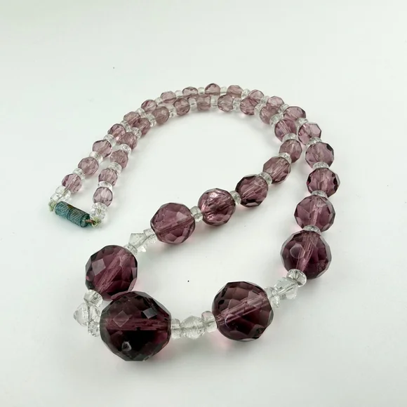 Vintage Czech Amethyst Glass Necklace, Faceted Purple Beads, Art Deco Bohemian - Picture 5 of 7